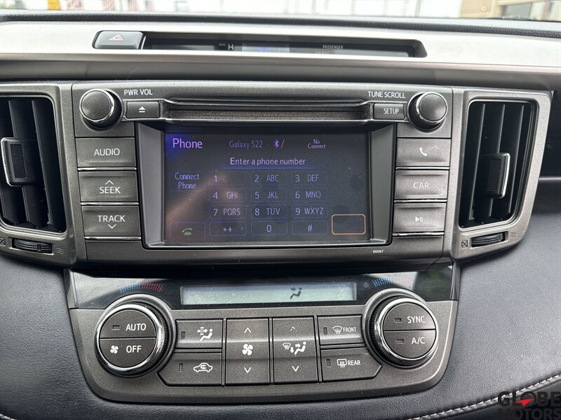 2013 Toyota RAV4 XLE photo 20