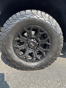 2015 Chevrolet Silverado 1500 LT  Crew Cab 5 3/4 ft - Photo 14 - Spokane, WA 99202