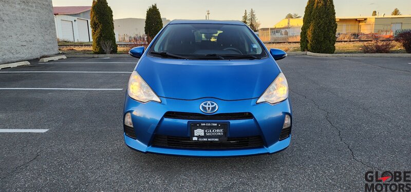 2013 Toyota Prius C One  