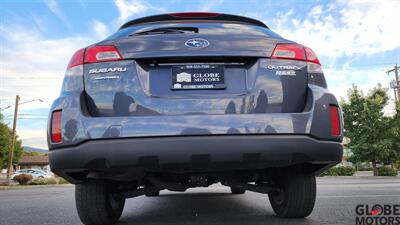 2011 Subaru Outback 2.5i Premium  AWD - Photo 16 - Spokane, WA 99202