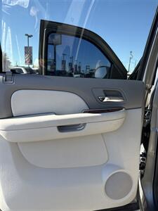 2008 Chevrolet Suburban LT   - Photo 15 - Spokane, WA 99202