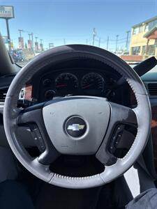 2008 Chevrolet Suburban LT   - Photo 9 - Spokane, WA 99202