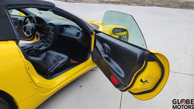 1998 Chevrolet Corvette   - Photo 25 - Spokane, WA 99202