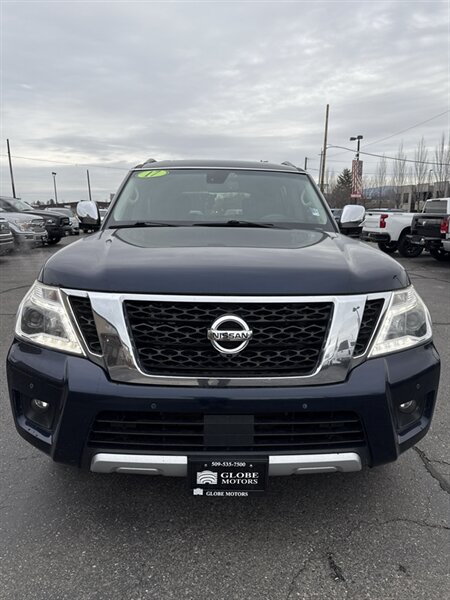 2017 Nissan Armada Platinum photo 3