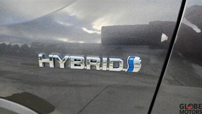 2021 Toyota RAV4 XLE  Hybrid - Photo 14 - Spokane, WA 99202