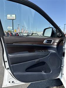 2015 Jeep Grand Cherokee Overland   - Photo 8 - Spokane, WA 99202