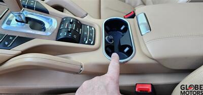 2012 Porsche Cayenne S  AWD with LOW MILES - 53k - Photo 13 - Spokane, WA 99202