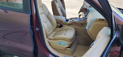 2012 Porsche Cayenne S  AWD with LOW MILES - 53k - Photo 48 - Spokane, WA 99202