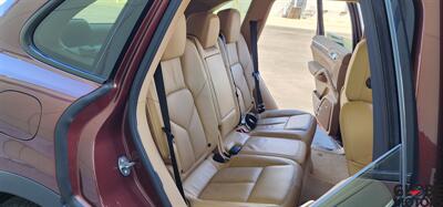 2012 Porsche Cayenne S  AWD with LOW MILES - 53k - Photo 42 - Spokane, WA 99202
