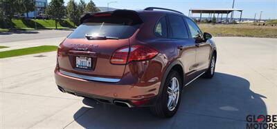 2012 Porsche Cayenne S  AWD with LOW MILES - 53k - Photo 5 - Spokane, WA 99202