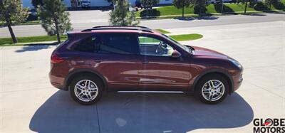 2012 Porsche Cayenne S  AWD with LOW MILES - 53k - Photo 4 - Spokane, WA 99202