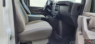2021 GMC Savana 3500  Enclosed Service Van - Photo 37 - Spokane, WA 99202