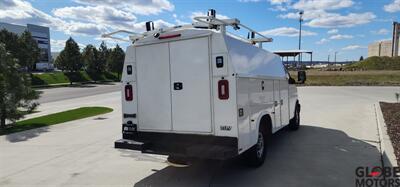2021 GMC Savana 3500  Enclosed Service Van - Photo 12 - Spokane, WA 99202