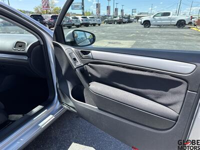 2012 Volkswagen Golf 2.5L   - Photo 12 - Spokane, WA 99202