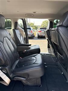 2017 Chrysler Pacifica Touring-L Plus - Photo 9 - Spokane, WA 99202