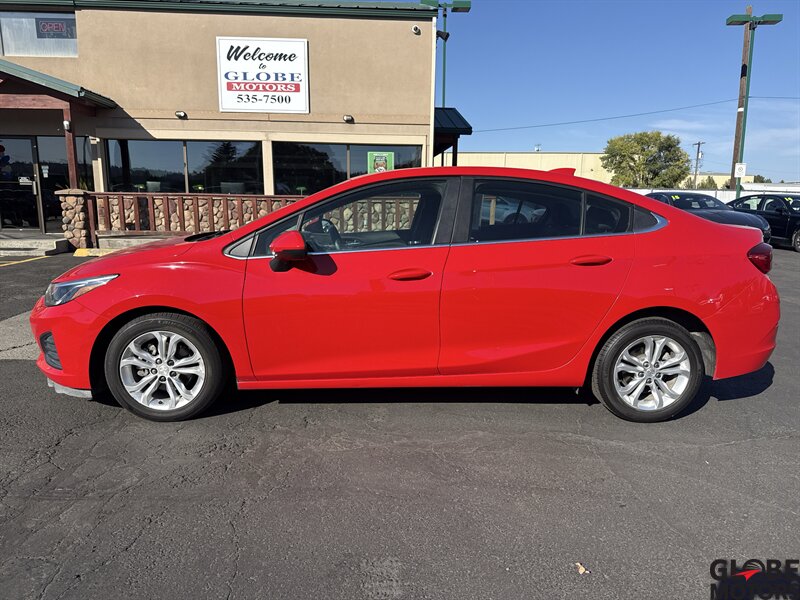 2019 Chevrolet Cruze LT   - Photo 1 - Spokane, WA 99202