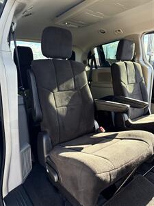 2012 Dodge Grand Caravan Crew Mini Van - Photo 11 - Spokane, WA 99202