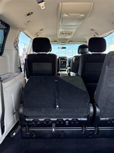 2012 Dodge Grand Caravan Crew Mini Van - Photo 13 - Spokane, WA 99202