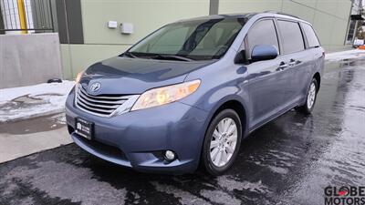 2017 Toyota Sienna XLE 7-Passenger  AWD