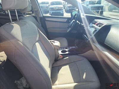 2015 Subaru Outback 2.5i Premium AWD - Photo 5 - Spokane, WA 99202