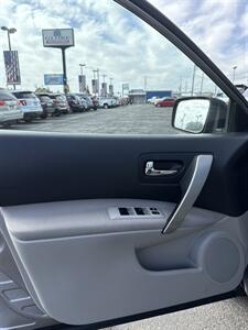 2013 Nissan Rogue S  AWD - Photo 9 - Spokane, WA 99202