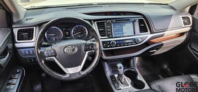2017 Toyota Highlander Limited Platinum   - Photo 42 - Spokane, WA 99202
