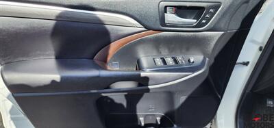 2017 Toyota Highlander Limited Platinum   - Photo 31 - Spokane, WA 99202