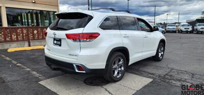 2017 Toyota Highlander Limited Platinum   - Photo 6 - Spokane, WA 99202
