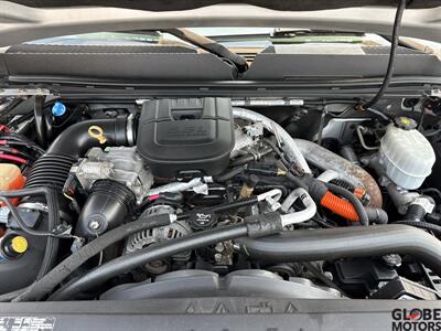 2011 GMC Sierra 2500 HD 4WD - Photo 4 - Spokane, WA 99202