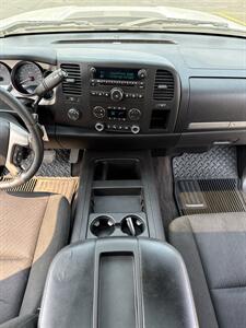 2011 GMC Sierra 2500 HD 4WD - Photo 17 - Spokane, WA 99202