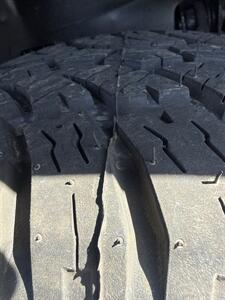 2011 GMC Sierra 2500 HD 4WD - Photo 43 - Spokane, WA 99202