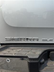 2011 GMC Sierra 2500 HD 4WD - Photo 34 - Spokane, WA 99202