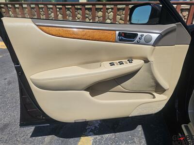 2005 Lexus ES 330   - Photo 5 - Spokane, WA 99202