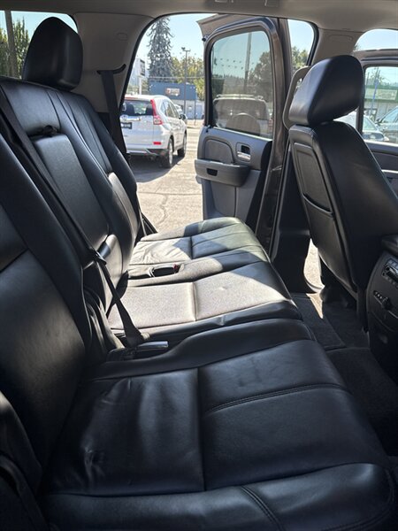 2013 Chevrolet Tahoe LT photo 15
