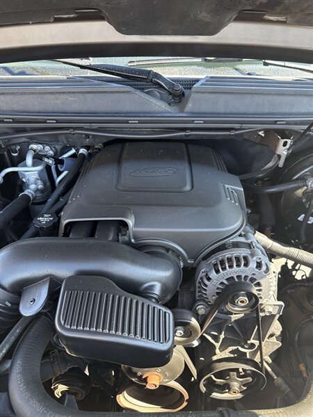 2013 Chevrolet Tahoe LT photo 28
