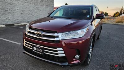 2017 Toyota Highlander XLE  AWD w/Third Row Seating - Photo 13 - Spokane, WA 99202