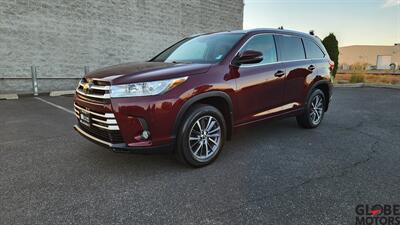 2017 Toyota Highlander XLE  AWD w/Third Row Seating - Photo 1 - Spokane, WA 99202