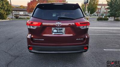 2017 Toyota Highlander XLE  AWD w/Third Row Seating - Photo 6 - Spokane, WA 99202