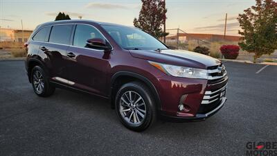 2017 Toyota Highlander XLE  AWD w/Third Row Seating - Photo 3 - Spokane, WA 99202