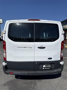 2017 Ford Transit 250  Low Roof 130 " RWD - Photo 4 - Spokane, WA 99202
