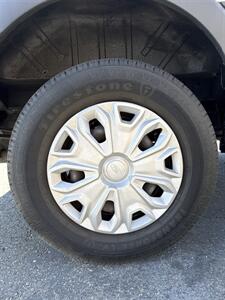 2017 Ford Transit 250  Low Roof 130 " RWD - Photo 21 - Spokane, WA 99202