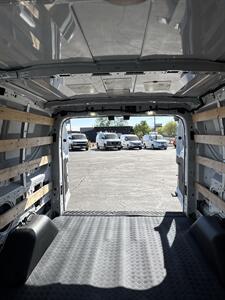 2017 Ford Transit 250  Low Roof 130 " RWD - Photo 11 - Spokane, WA 99202