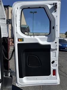 2017 Ford Transit 250  Low Roof 130 " RWD - Photo 51 - Spokane, WA 99202