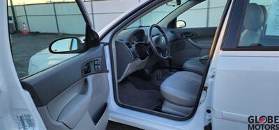 2005 Ford Focus ZX4 SES   - Photo 9 - Spokane, WA 99202