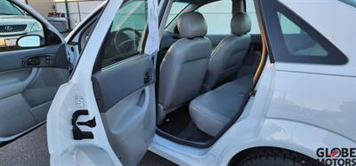 2005 Ford Focus ZX4 SES   - Photo 17 - Spokane, WA 99202