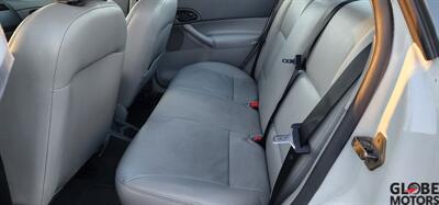 2005 Ford Focus ZX4 SES   - Photo 18 - Spokane, WA 99202