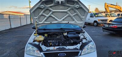 2005 Ford Focus ZX4 SES   - Photo 36 - Spokane, WA 99202