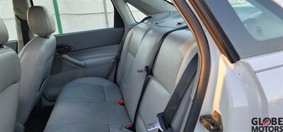 2005 Ford Focus ZX4 SES   - Photo 19 - Spokane, WA 99202