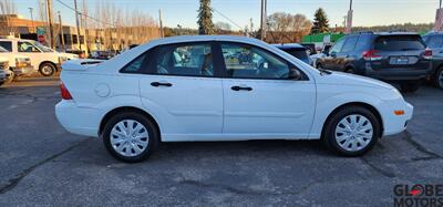 2005 Ford Focus ZX4 SES   - Photo 4 - Spokane, WA 99202