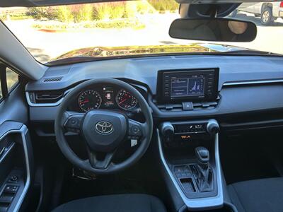 2021 Toyota RAV4 LE   - Photo 15 - San Juan Capistrano, CA 92675